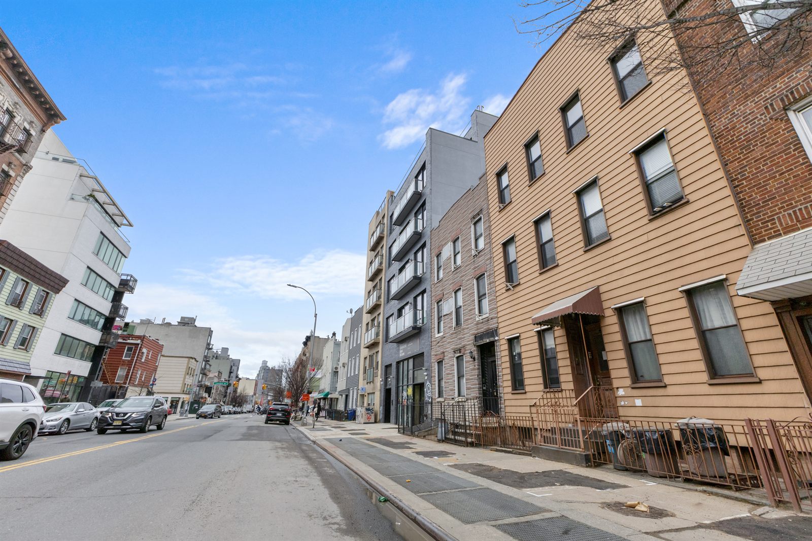 Rent-stabilized townhouse in Williamsburg